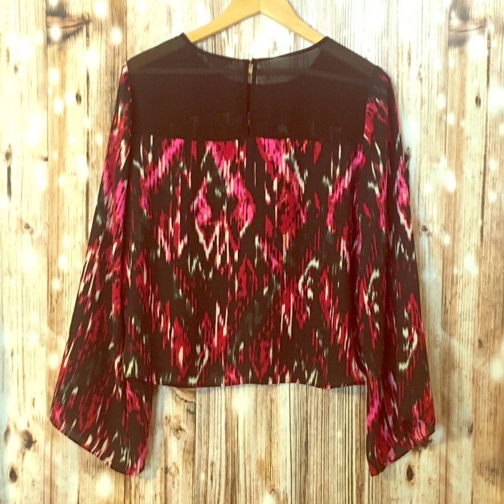 Vince Camuto Vibrant Bell Sleeve Top